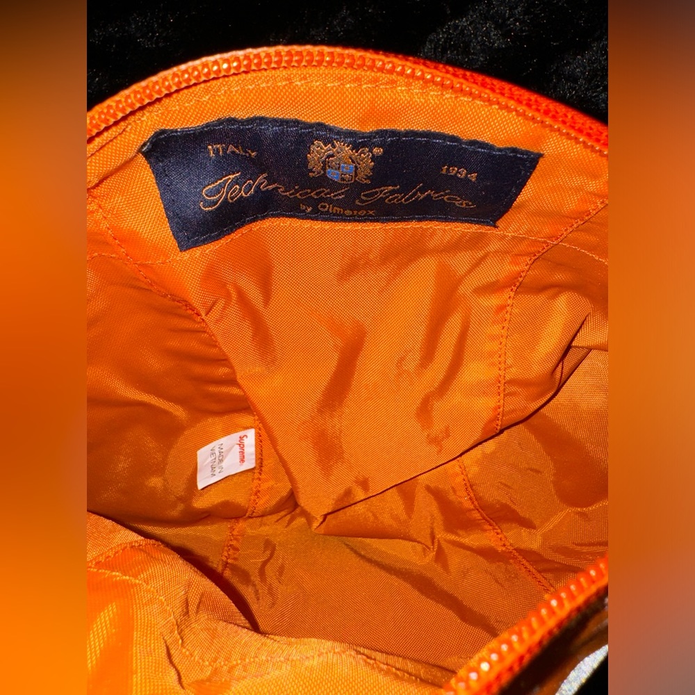 Supreme reflective bum bag/waist bag - Picture 6 of 6